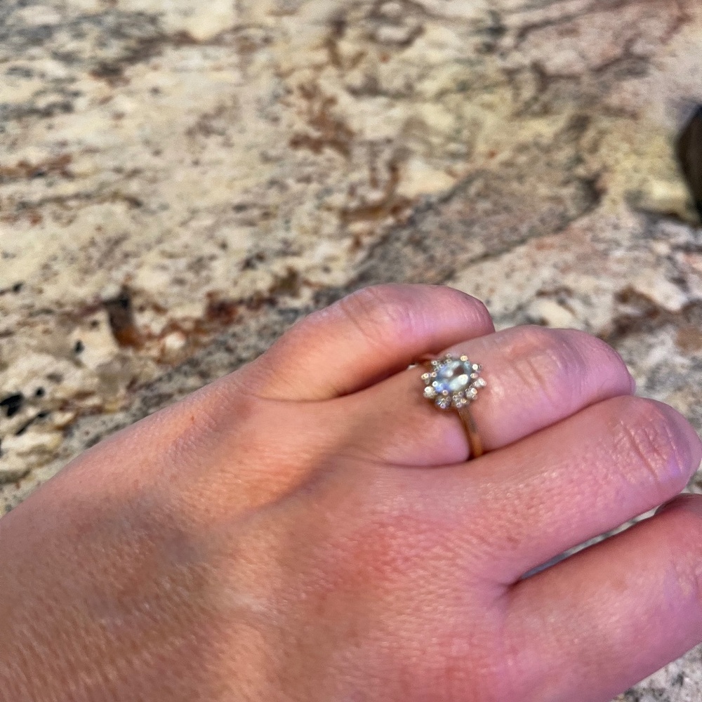 14 carat yellow gold Aquamarine and Diamond ring size 4 1/2